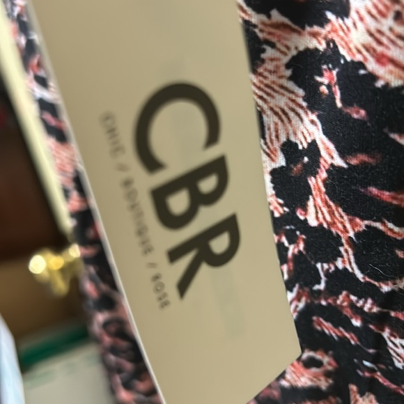 CBR Exclusive Selection women sleeveless animal print stretch top - Picture 4 of 10